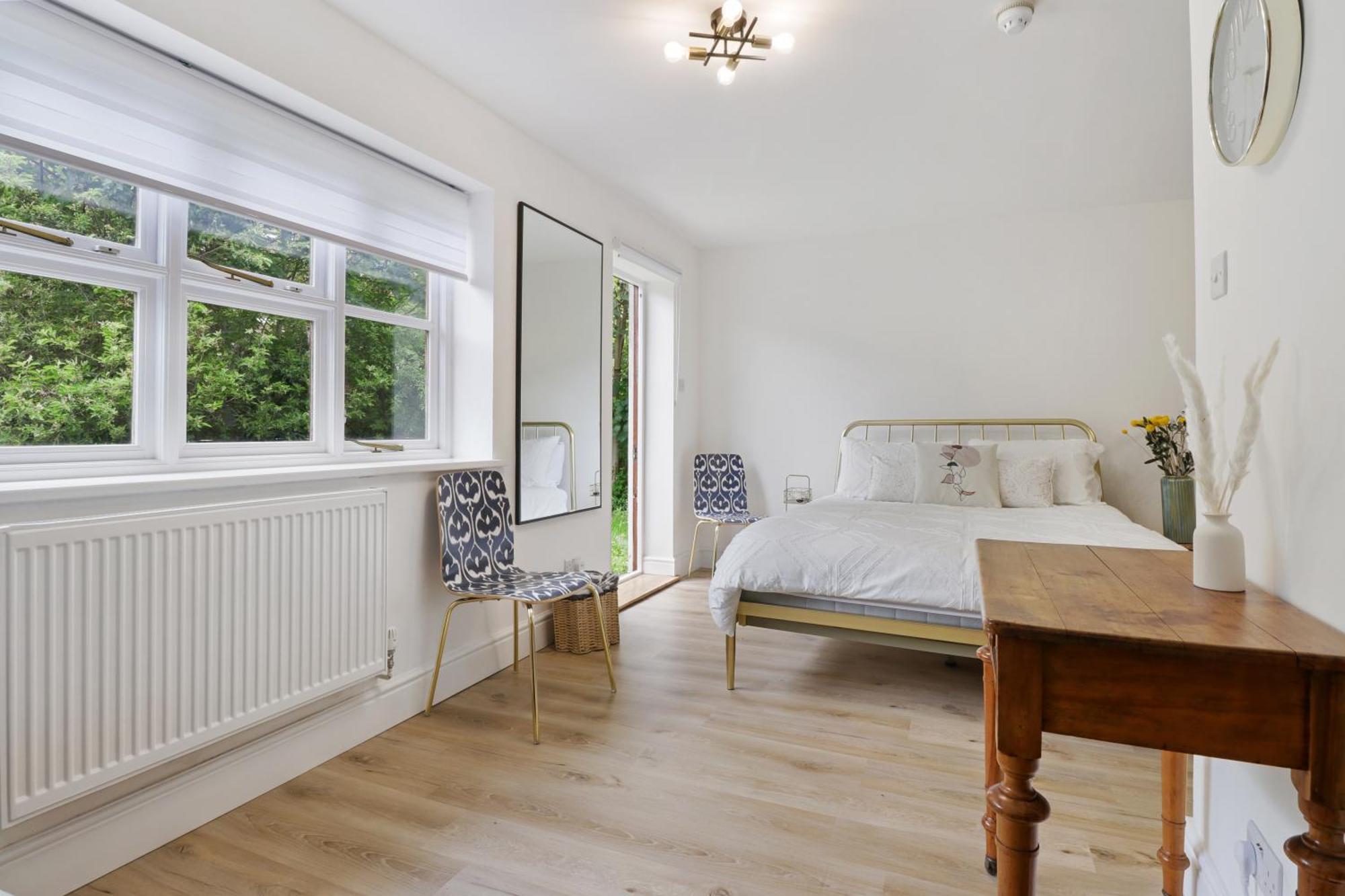 Finsbury Park Studios Лондон Экстерьер фото