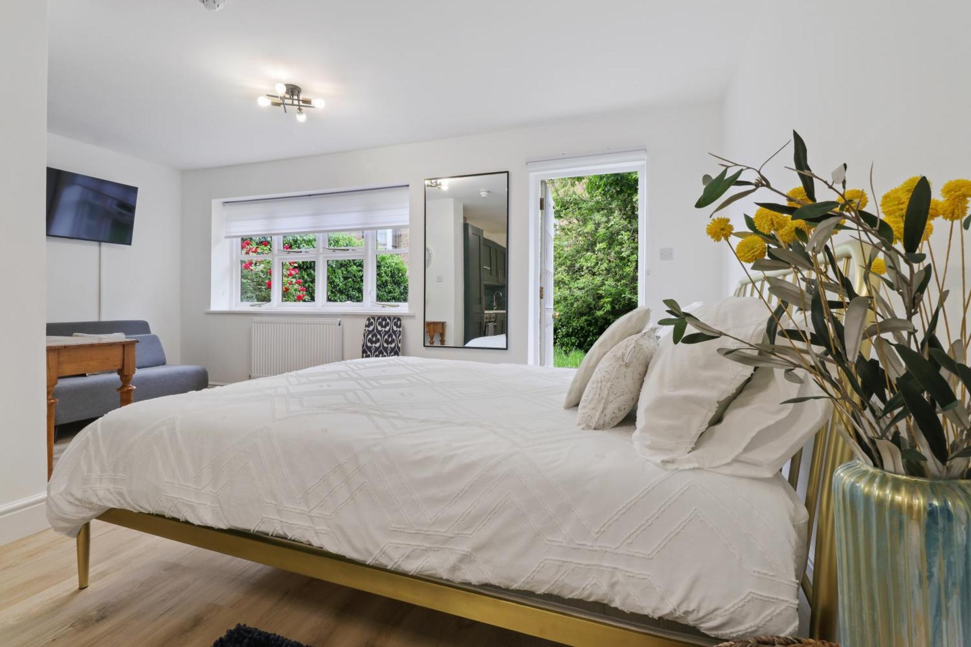 Finsbury Park Studios Лондон Экстерьер фото