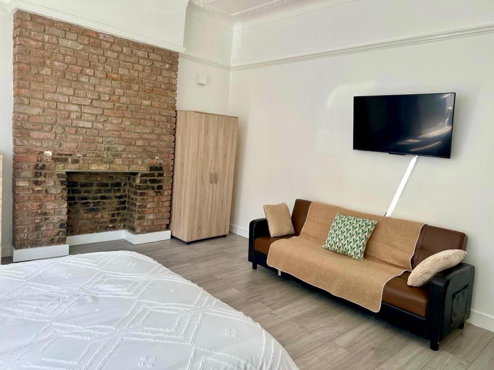 Finsbury Park Studios Лондон Экстерьер фото