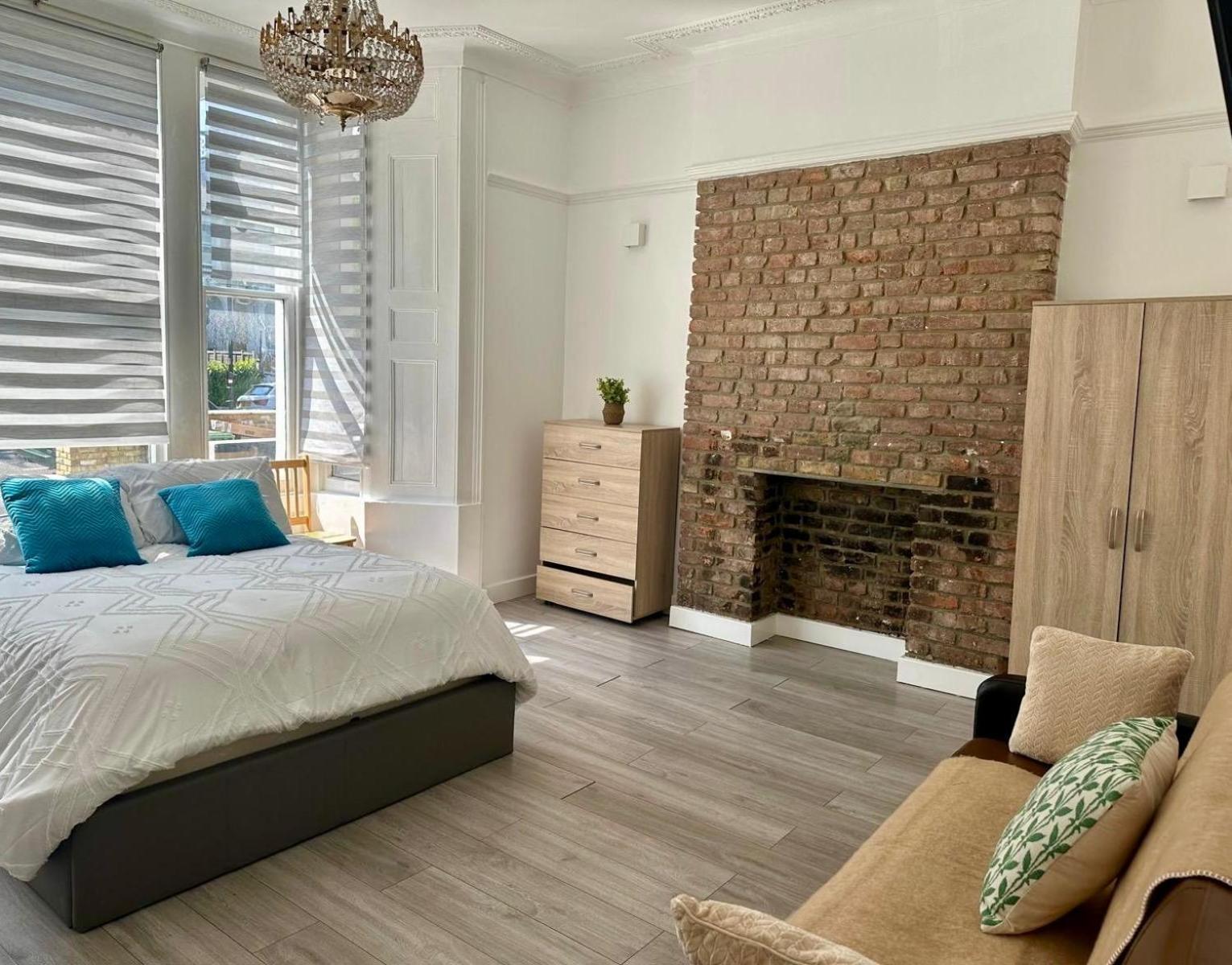 Finsbury Park Studios Лондон Экстерьер фото